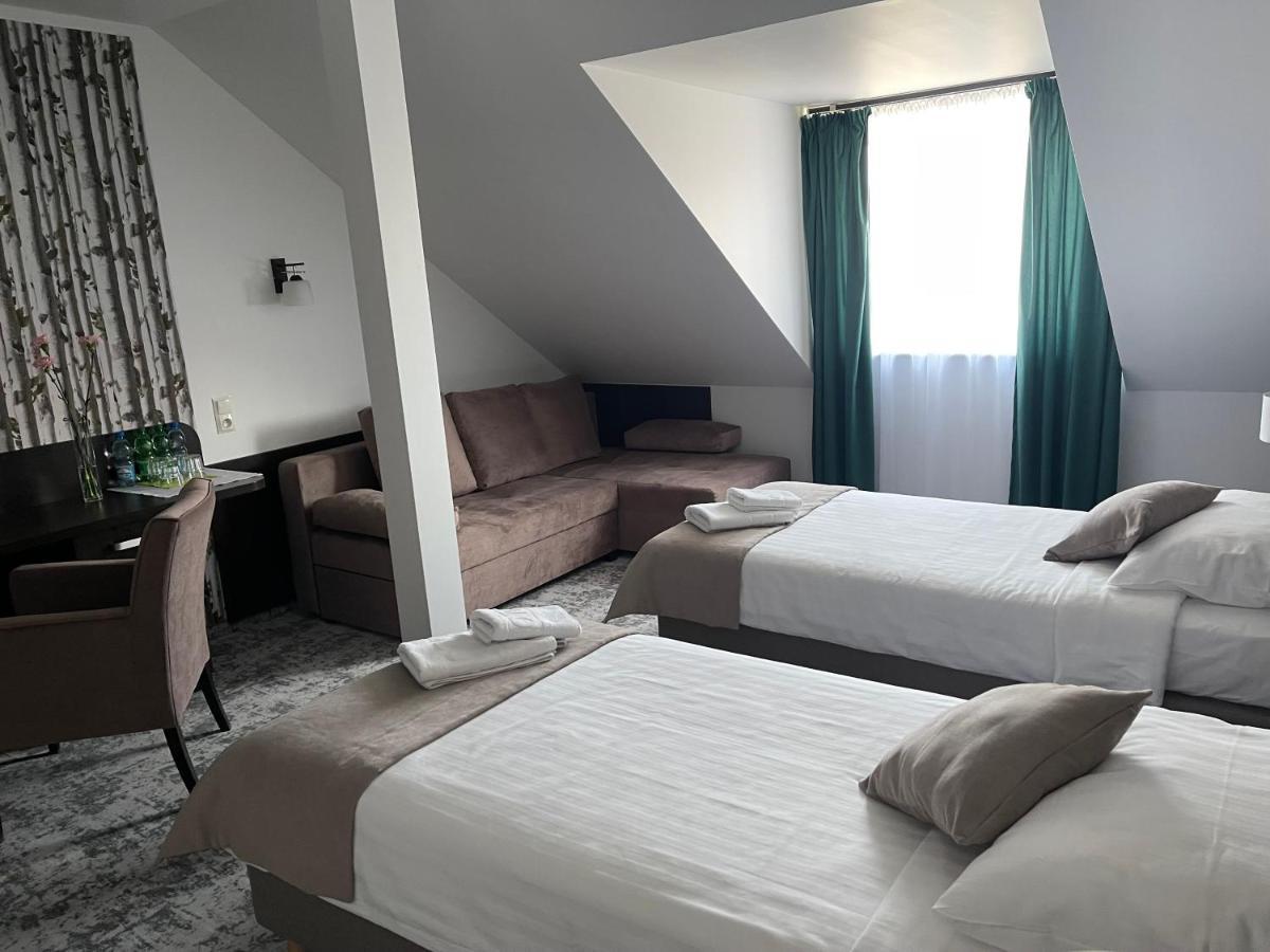 Hotel Muzakowski Łęknica Exterior foto